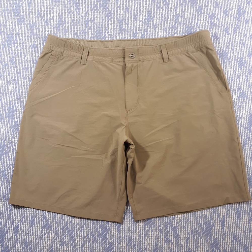 Kuhl Shorts Mens 42 Inseam 10 Athletic Stretch Waist Tan Performance Chino